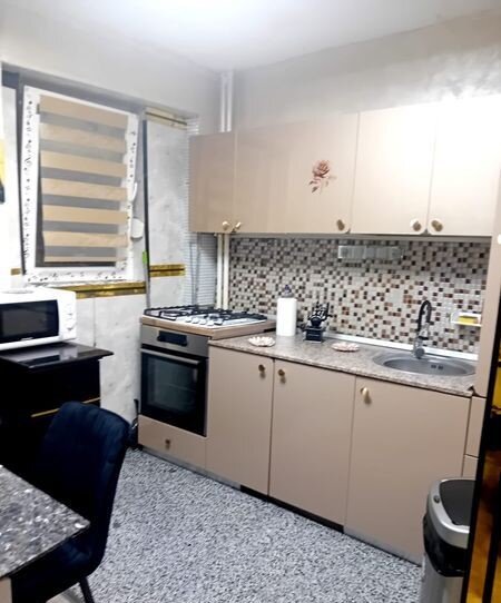 Iancului, Avrig, metrou 5 minute,