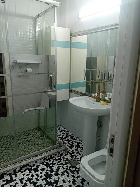 Iancului, Avrig, metrou 5 minute,